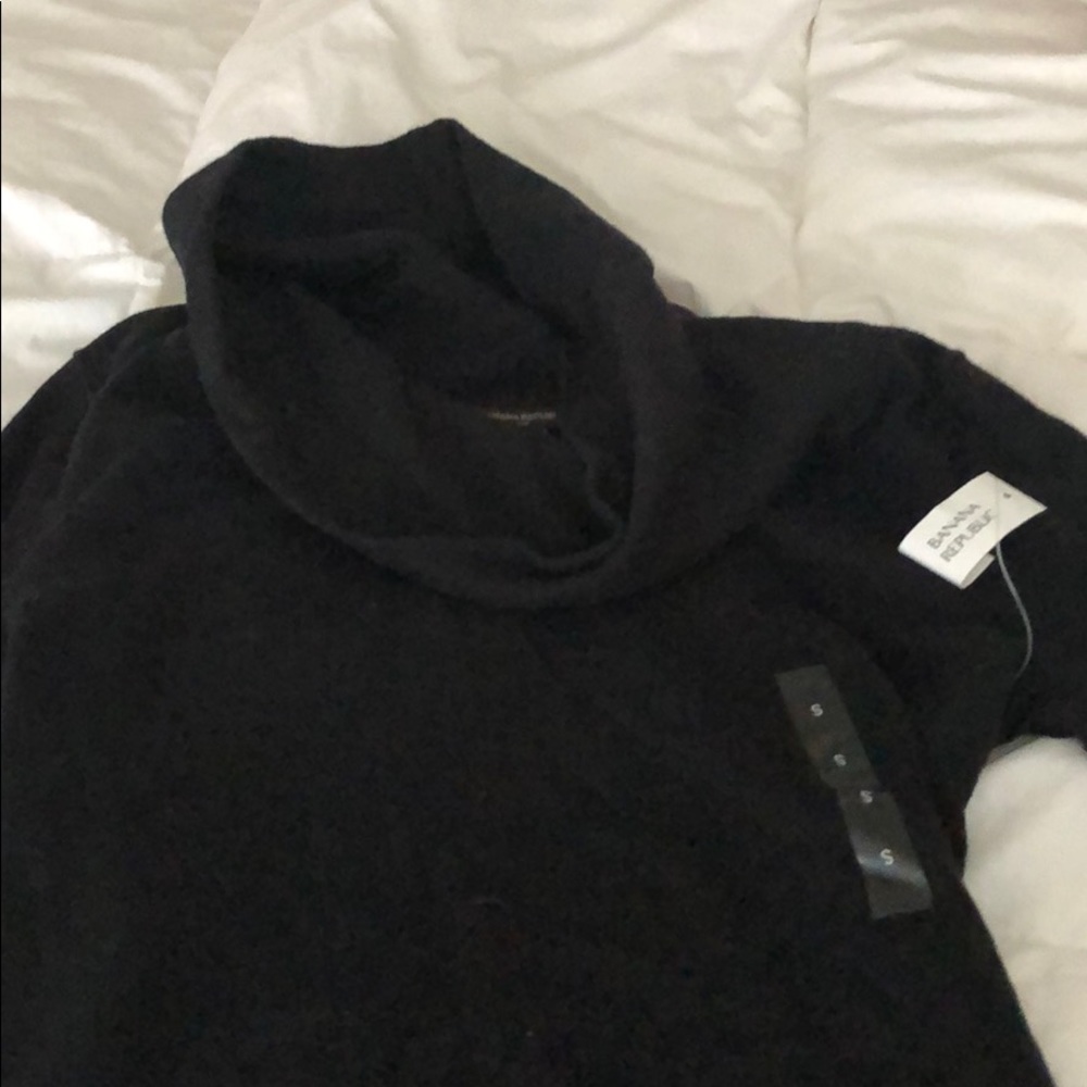 NWT!! Cowl neck 3/4 sleeve black sweater